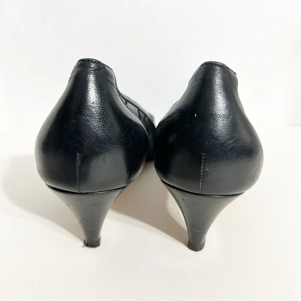 Vintage Prevata Black Textured Mesh Pleated Pointed Toe Kitten Heel Pumps Italy